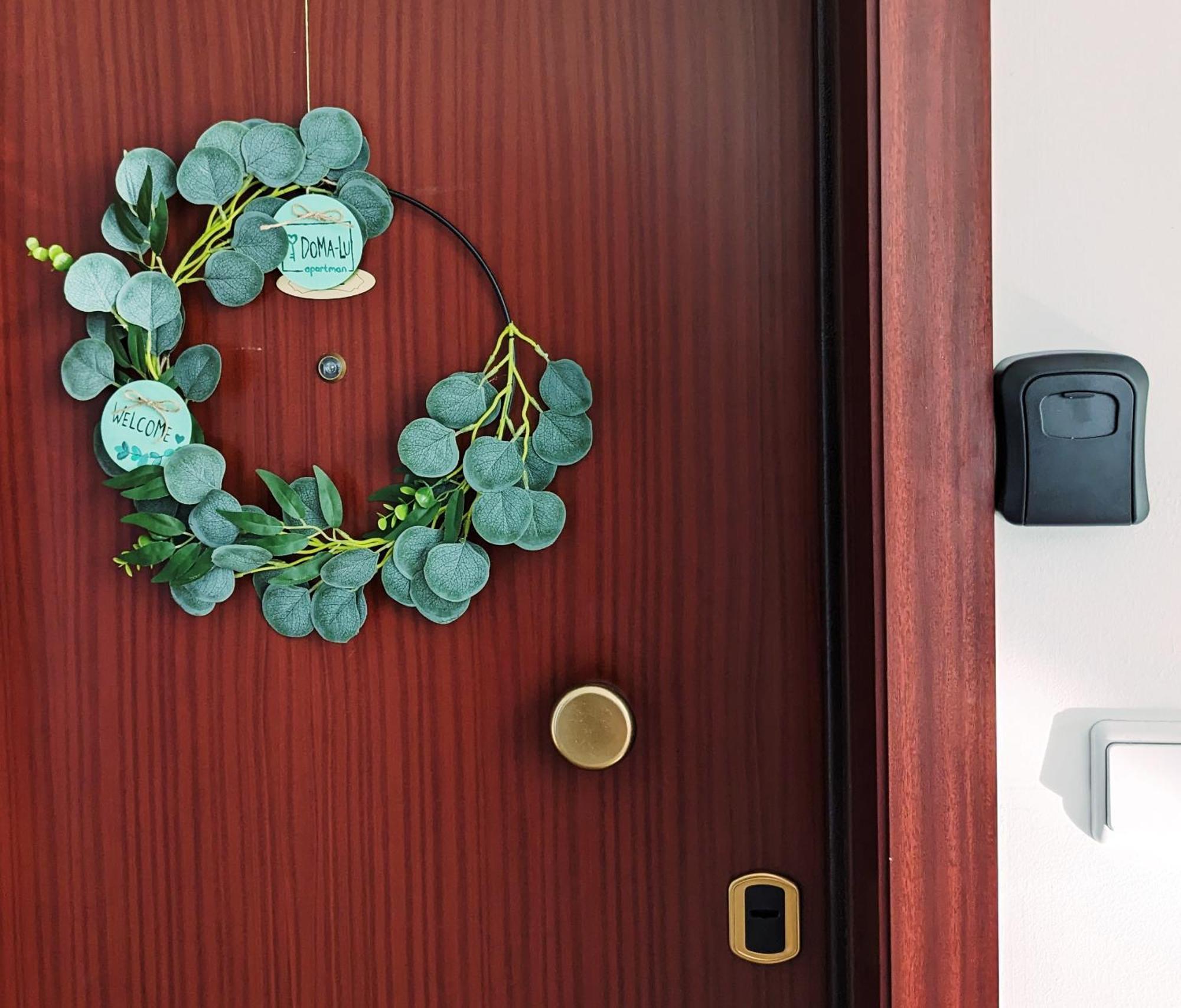 Doma-Lu Apartment-Near Airport And Highway- Free Parking Velika Mlaka Exterior photo